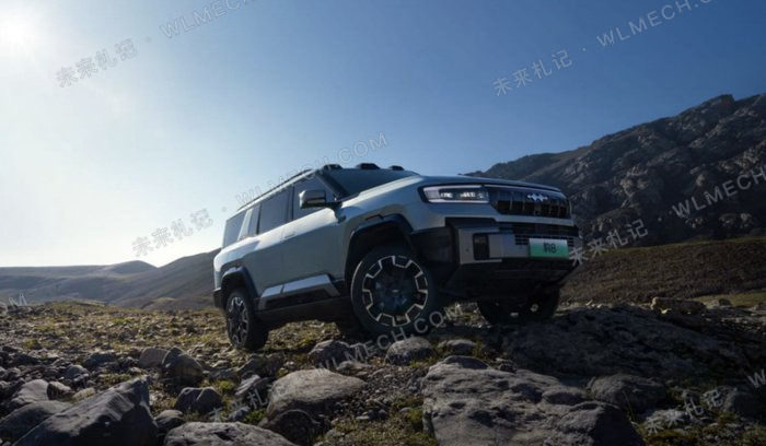 比亚迪DMO到底怎么工作？纵置EHS、电四驱和CTC一次讲清楚配图 22