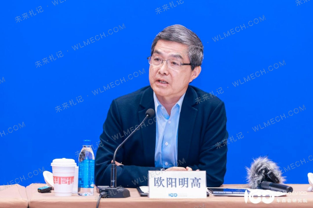 固态电池2027年上车,为什么欧阳明高说未来10年主流还是磷酸铁锂?配图 3
