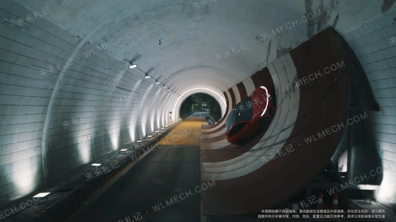 岚图追光S这段360°大回环是 AI 生成？我们把视频逐帧分析了一遍配图 12